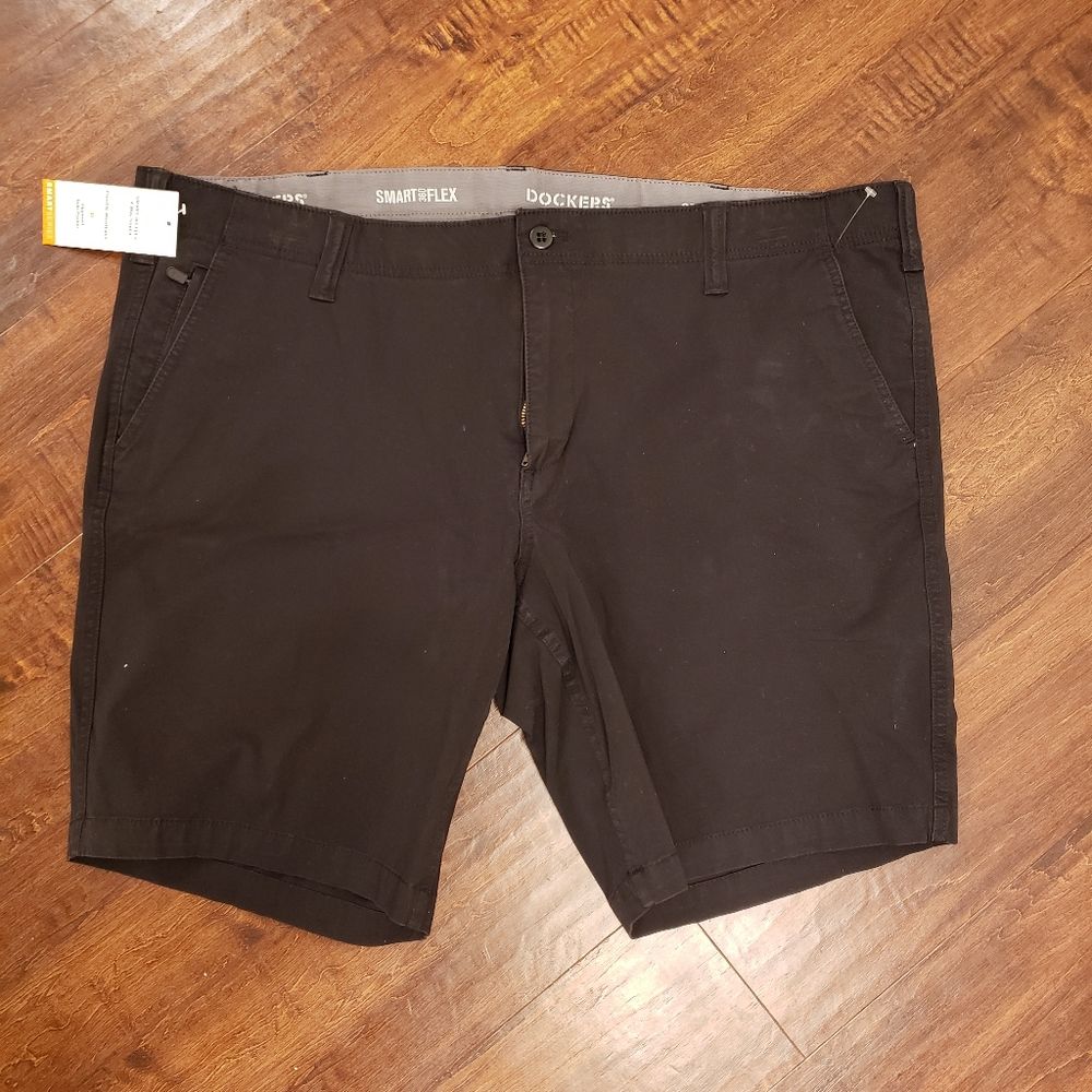 Men Smart 360 Dockers Shorts Nwt